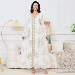 Bronzing Muslim Dubai Tourist Dress